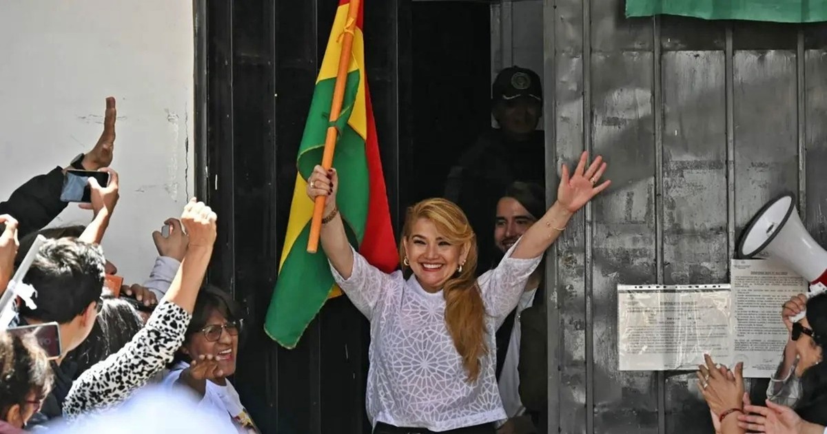 Jeanine Áñez anuncia recuperación y tiempo con su familia tras salida del ogro Jeanine Áñez anuncia recuperación y tiempo con su familia tras salida del ogro