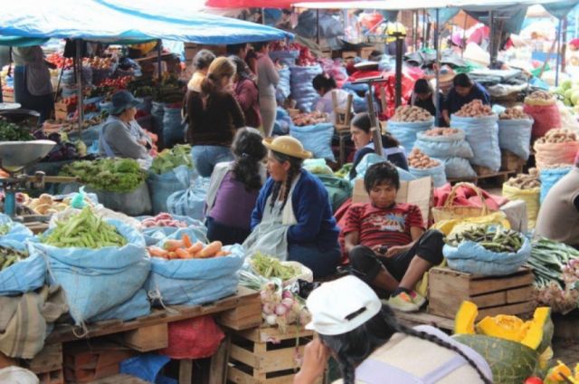 CRAMA actualiza precios de productos básicos y advierte sobre ajuste en Bolivia