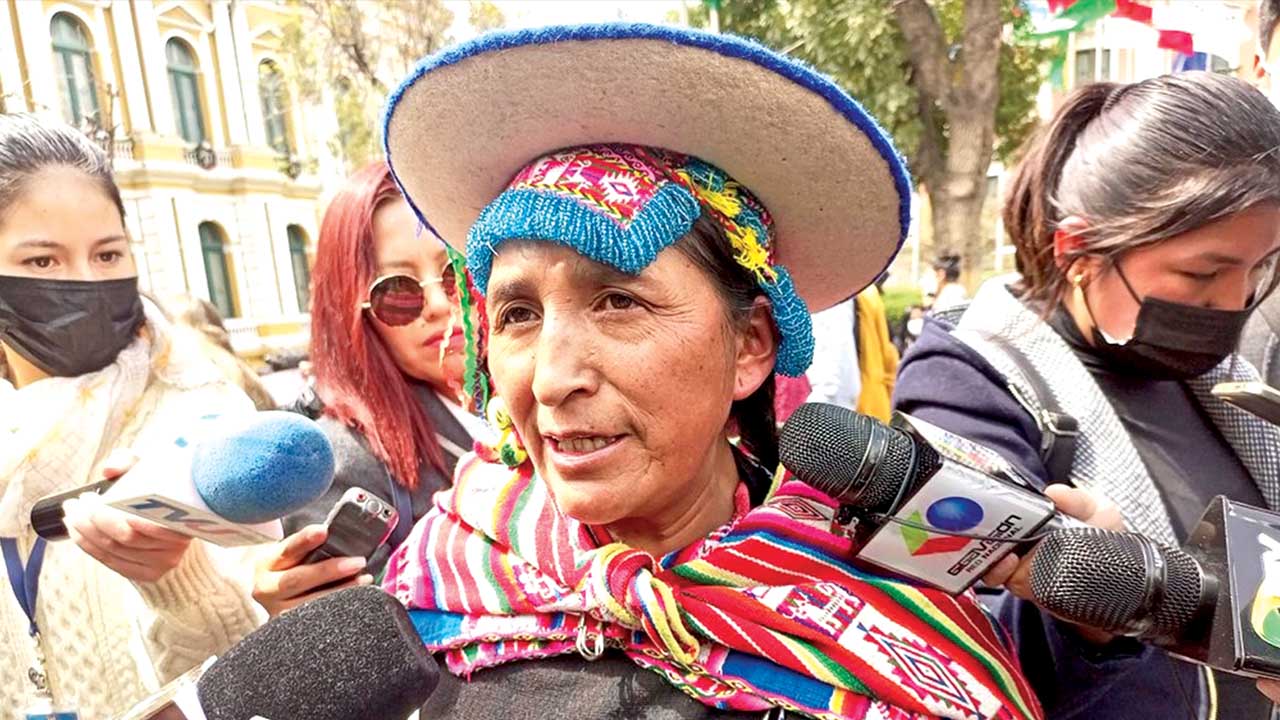 Fiscalía pide cuatro meses de cárcel para Lidia Patty en caso judicial