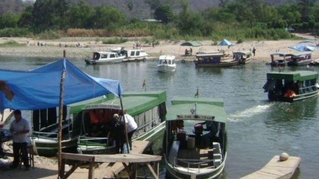 Comerciantes argentinos en Bermejo rechazan límite de compras impuesto por autoridades