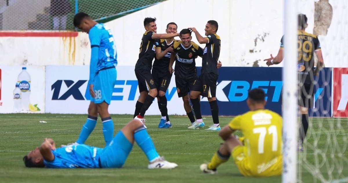 Blooming recibe goleada histórica de 10 a 1 ante Always Ready en Oruro Blooming recibe goleada histórica de 10 a 1 ante Always Ready en Oruro