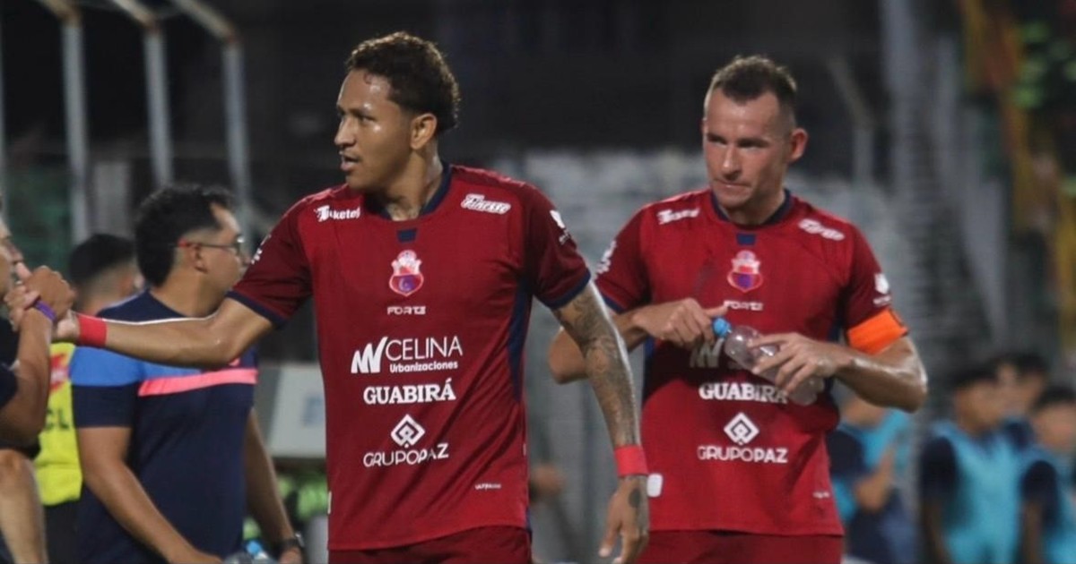 Guabirá golea a Wilstermann en Santa Cruz y avanza a la Sudamericana