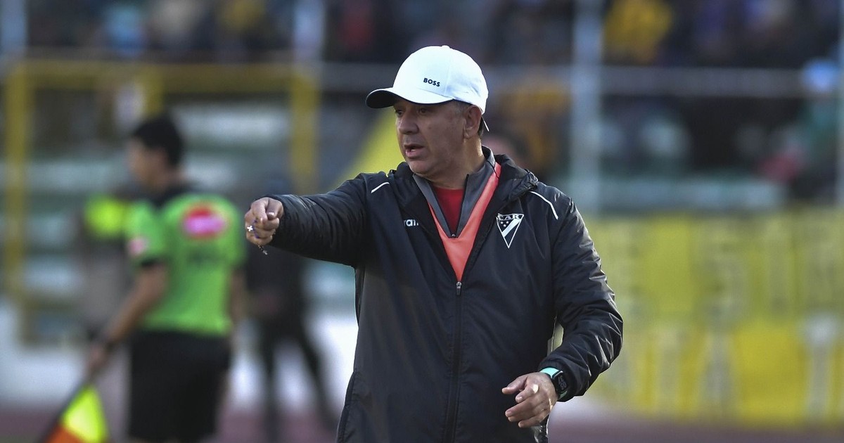 Baldivieso anuncia que la selección boliviana busca coronar hazaña el jueves