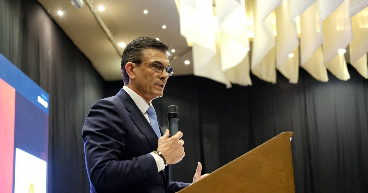 Presidente Luis Arce impulsa a la Justicia para capturar responsables de corrupción en Bolivia