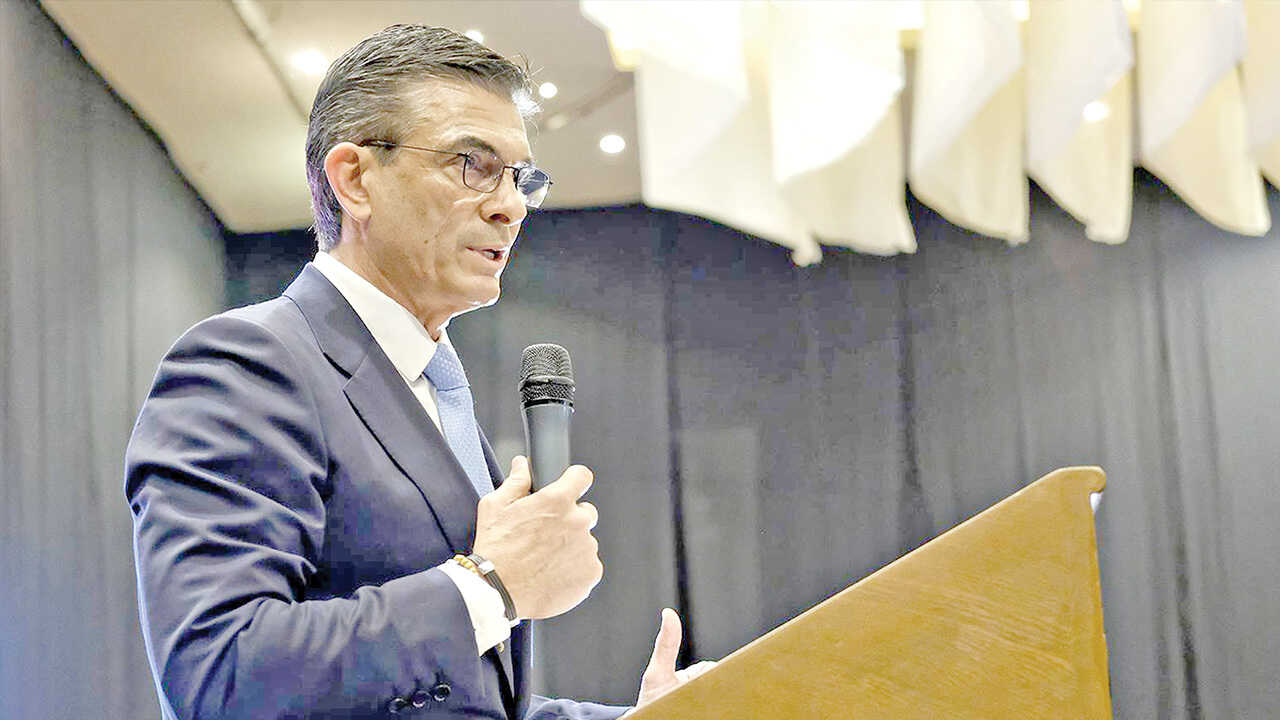 Paz lamenta situación del país y advierte que va a doler al gobierno del MAS