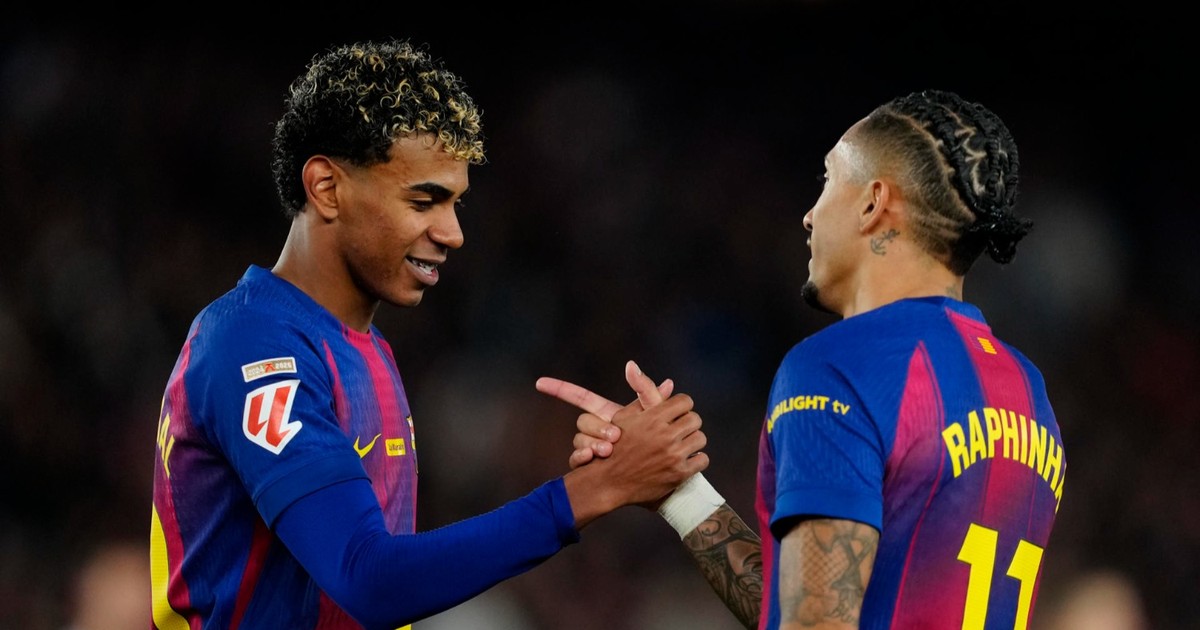 Barcelona confirma liderato en La Liga con doblete de Raphinha ante Sevilla