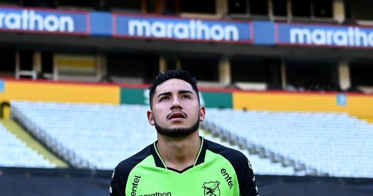 Villegas anuncia convocatoria con tres regresos y promedio de 23 años Villegas anuncia convocatoria con tres regresos y promedio de 23 años