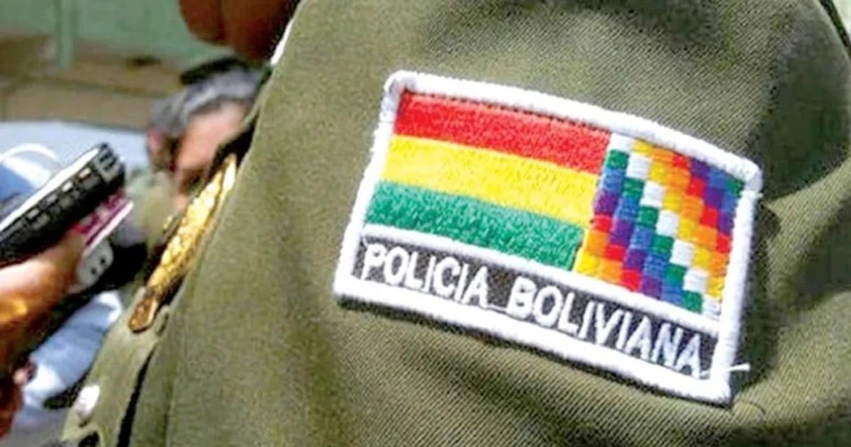 Policía en Oruro ingresa a cárcel con somníferos y celulares y revela irregularidad Policía en Oruro ingresa a cárcel con somníferos y celulares y revela irregularidad