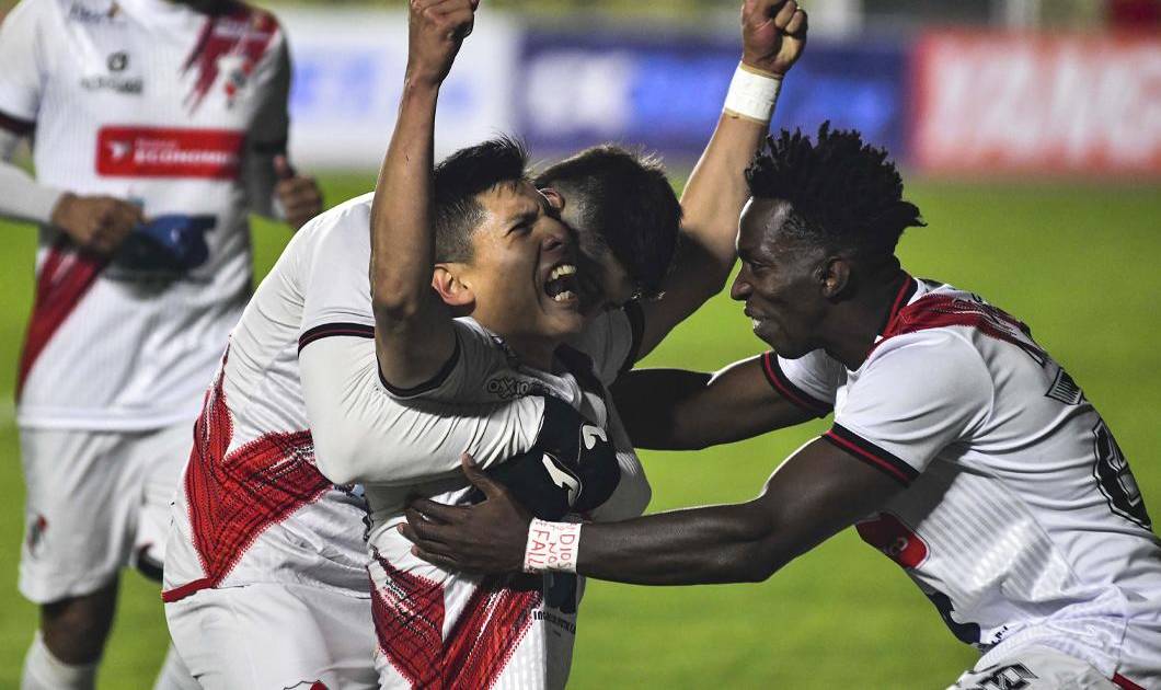 Nacional Potosí vence a The Strongest y avanza a la final de la Copa Bolivia