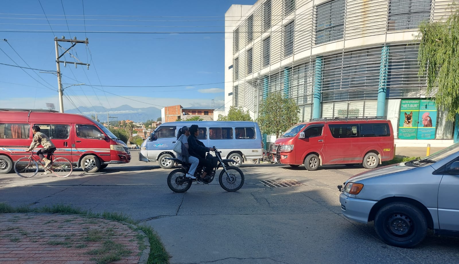 Gobierno boliviano confirma no subvencionar precio de carburantes en 2024