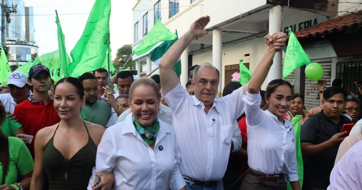 Ritter y Sosa registran candidaturas con Santa Cruz Para Todos en elecciones regionales