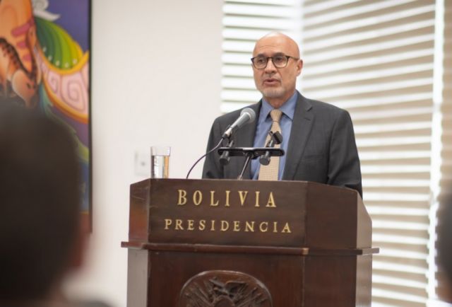 Ministro Lupo confirma que Bolivia comienza a ponerse de pie pese a críticas