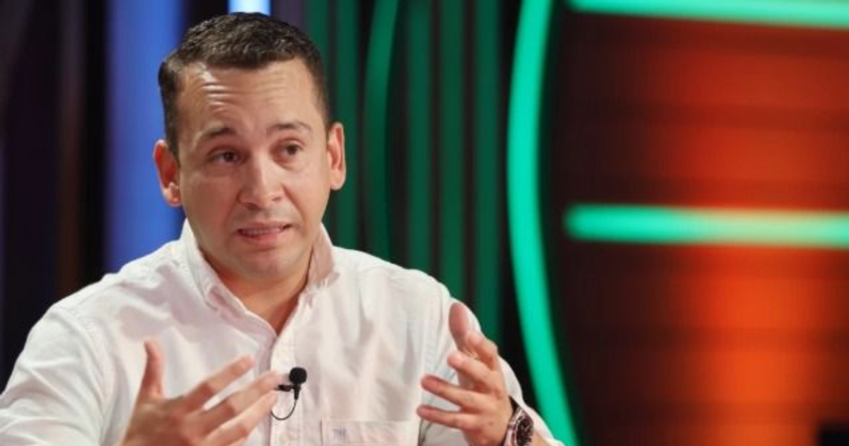 Romer Saucedo impulsa digitalización en 2026 y advierte necesidad de recursos