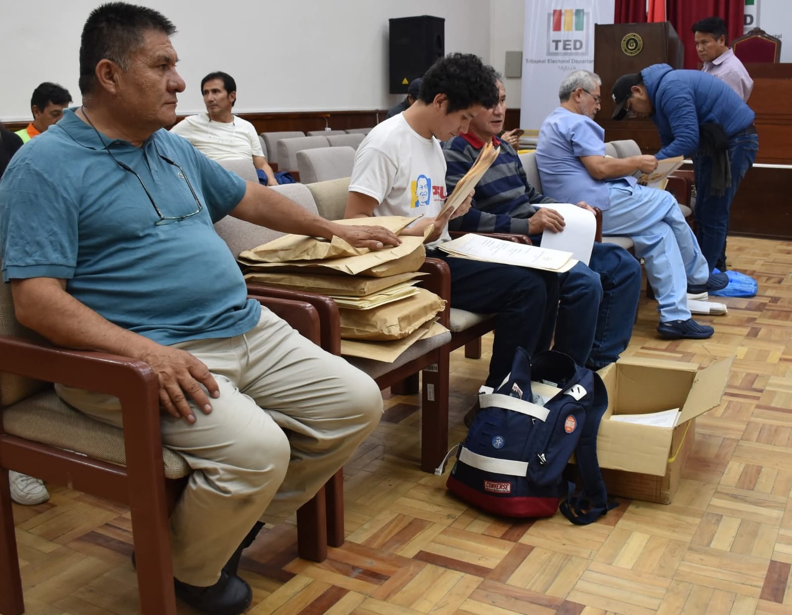 TED revisa más de 1500 carpetas de candidatos para elecciones subnacionales