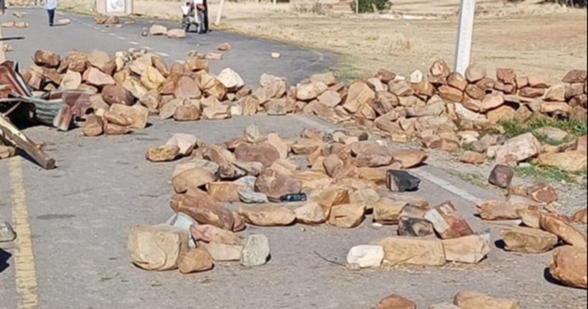 Gobierno instala primeros puntos de bloqueo en occidente del país Gobierno instala primeros puntos de bloqueo en occidente del país