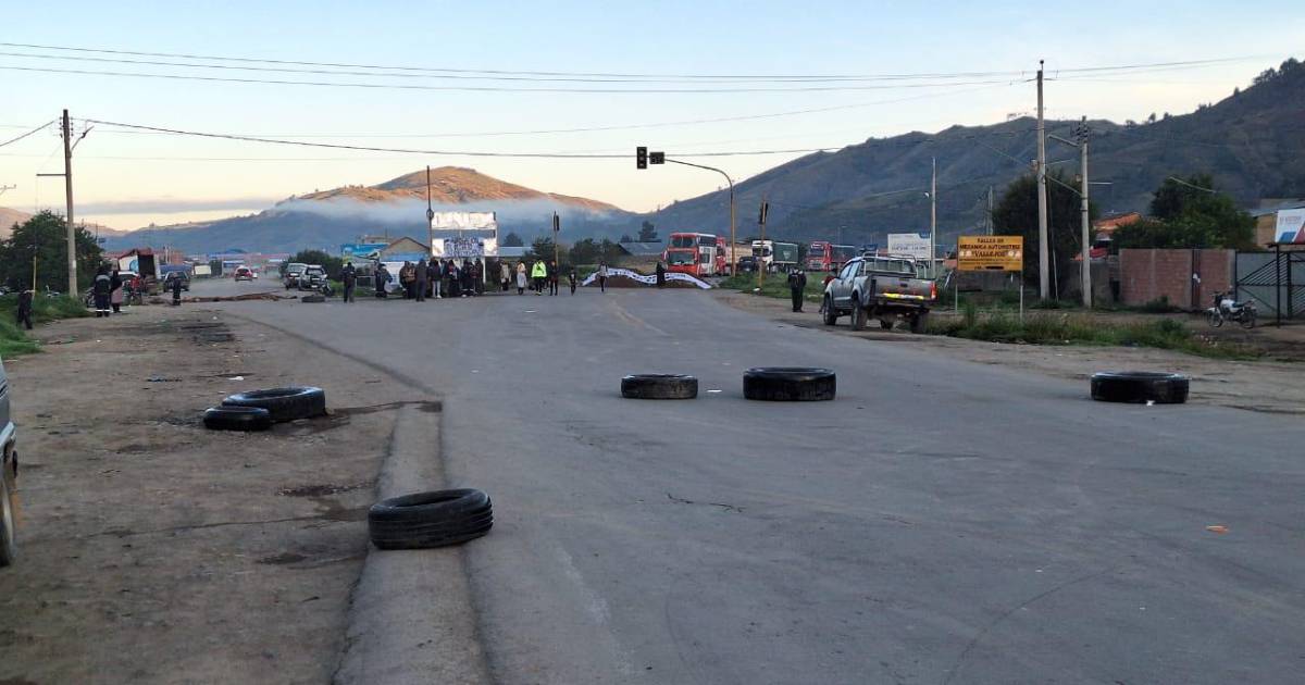 Departamentos del oriente inician viernes con más de 40 bloqueos en carreteras
