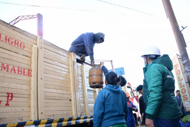 Gobierno impulsa medidas en Bolivia para frenar fuga de GLP por fronteras