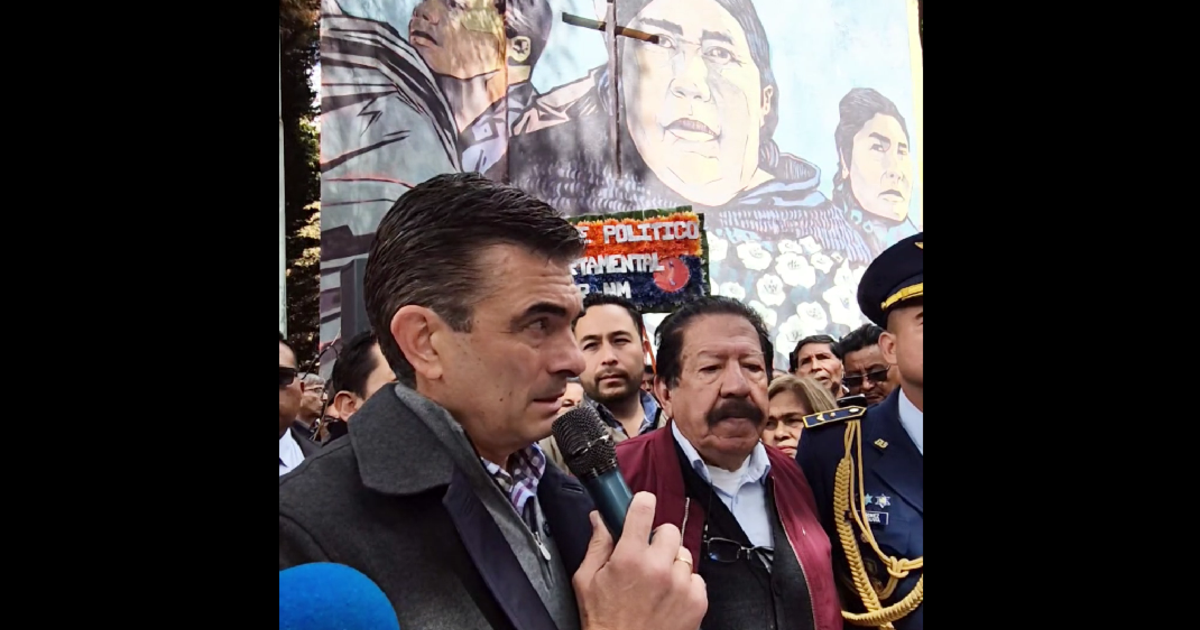 Presidente Paz conmemora en La Paz a mártires de la calle Harrington