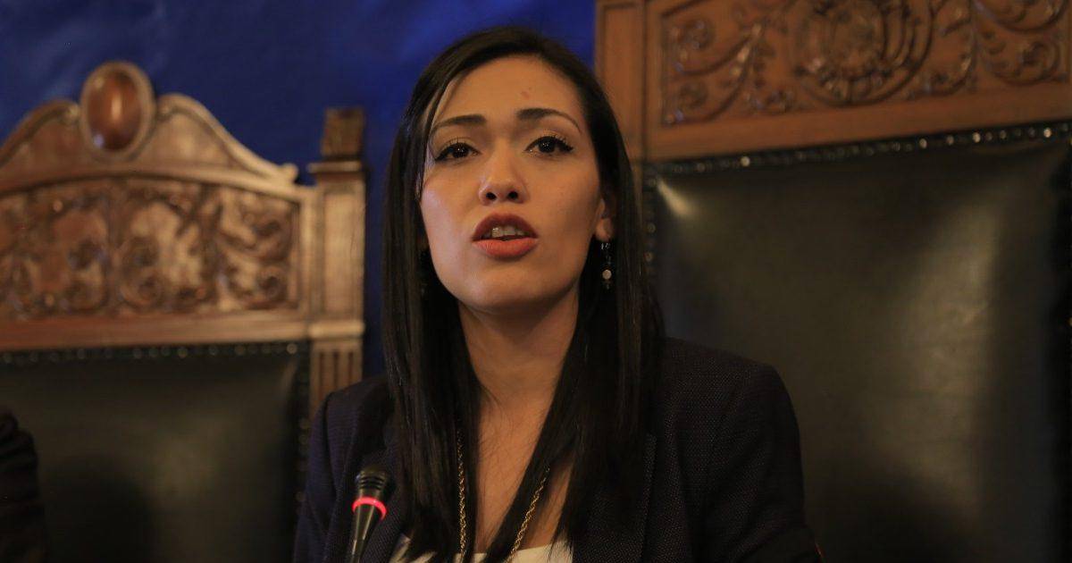 Adriana Salvatierra advierte que Andrónico Rodríguez habla desde el resentimiento