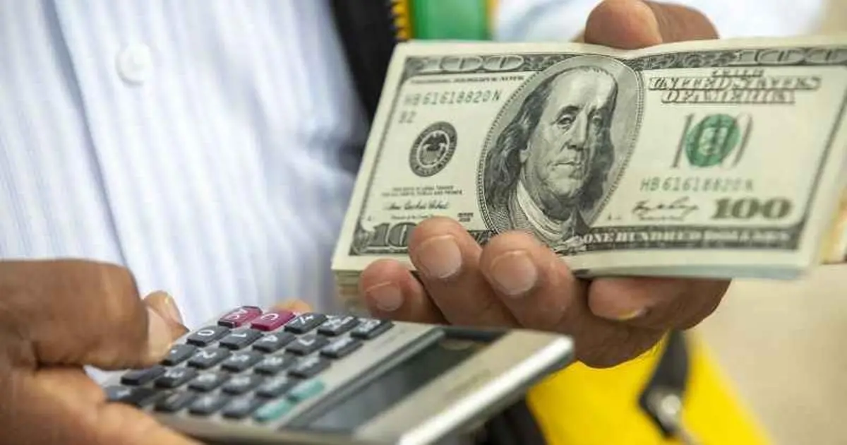 Bolivia anuncia cotización del dólar referencial y digital en inicio de semana