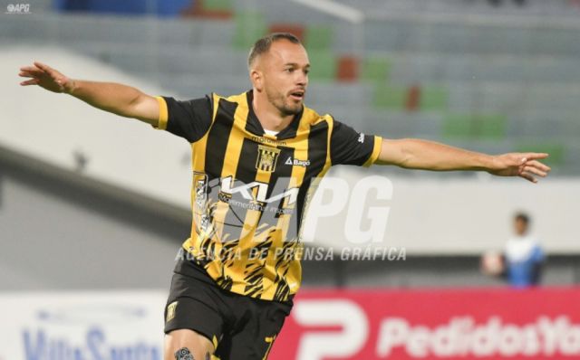 Juan Godoy anuncia su debut en la Selección Boliviana de fútbol Juan Godoy anuncia su debut en la Selección Boliviana de fútbol