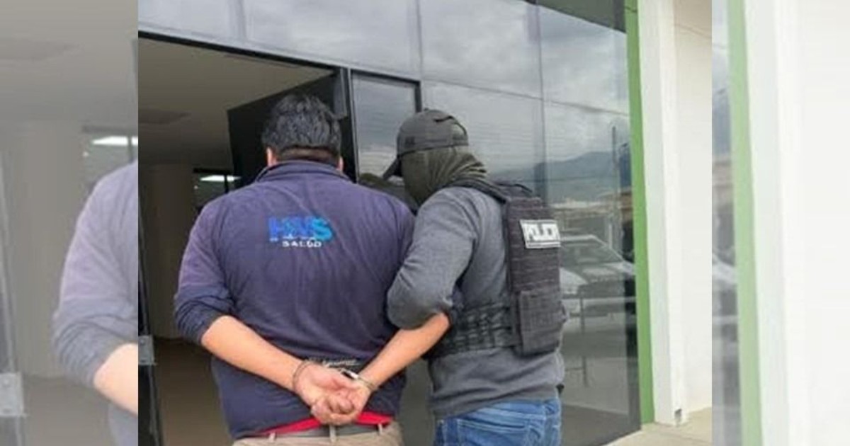 Hombre en Santa Cruz acepta feminicidio y recibe 30 años de cárcel Hombre en Santa Cruz acepta feminicidio y recibe 30 años de cárcel