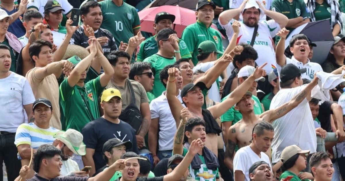 El Tahuichi impulsa la emoción con el Himno Nacional en su fiesta principal