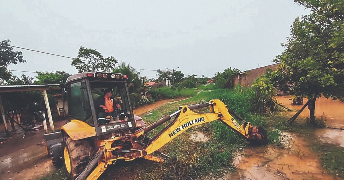 Cobija declara alerta roja por crecidas y evacúa a 150 familias afectadas Cobija declara alerta roja por crecidas y evacúa a 150 familias afectadas