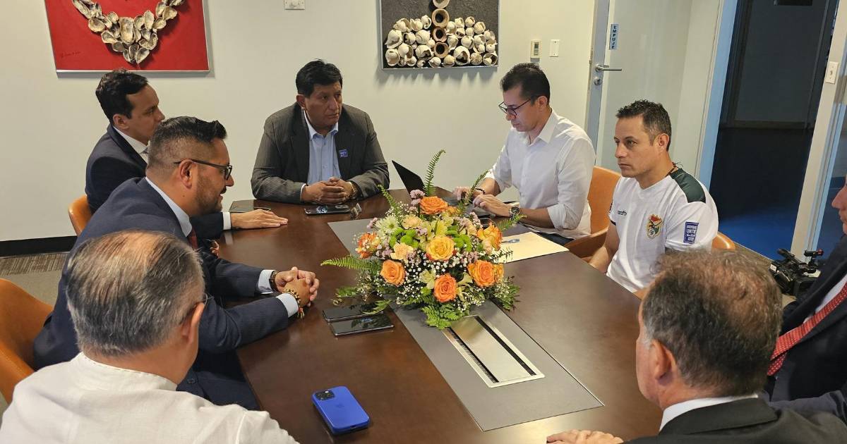 Lara impulsa diálogo en Panamá con representantes del Parlamento Andino Lara impulsa diálogo en Panamá con representantes del Parlamento Andino