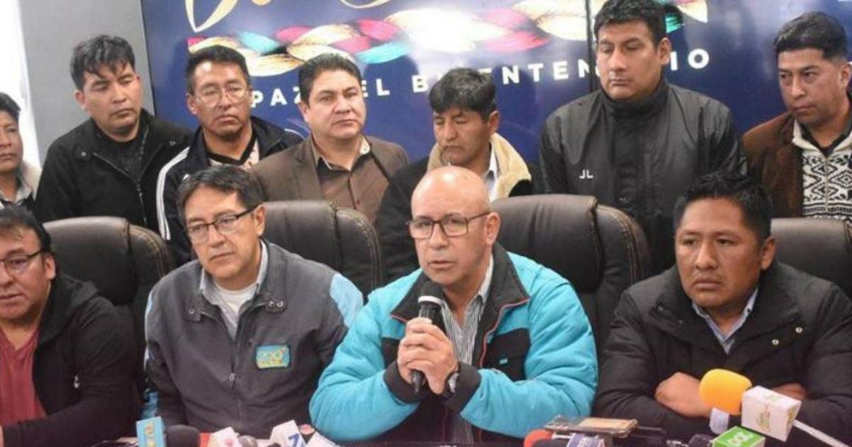 La Paz anuncia nuevas tarifas de transporte escolar para padres de familia La Paz anuncia nuevas tarifas de transporte escolar para padres de familia