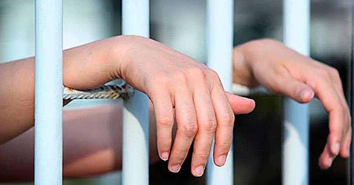 Tribunal envía a prisión por tres meses al entrenador tras pelea de boxeo en terapia Tribunal envía a prisión por tres meses al entrenador tras pelea de boxeo en terapia