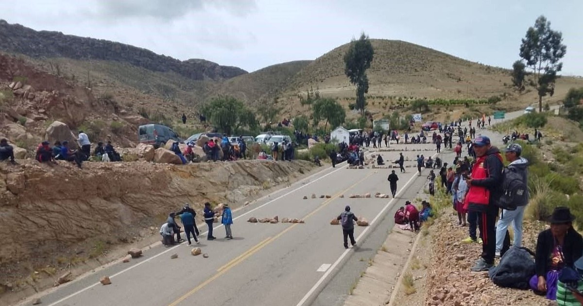 Legislativo confirma 100 adhesiones y excluye a COB en ley antibloqueo