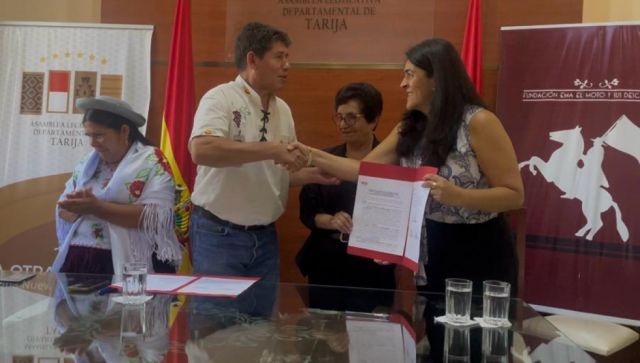 ALDT y FEMMAD firman convenio para impulsar educación turismo e identidad en La Paz