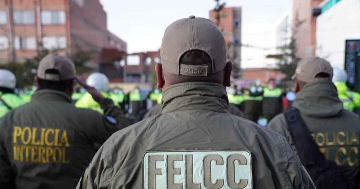 Felcc detiene a dos peruanas que pidieron permiso para robar en Carnaval de Oruro