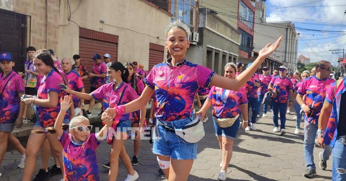 Camila I impulsa el Carnaval en el Casco Viejo de Santa Cruz con gran entusiasmo Camila I impulsa el Carnaval en el Casco Viejo de Santa Cruz con gran entusiasmo