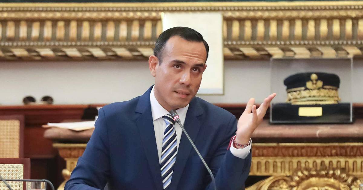 Congreso de Perú admite debate de siete mociones para censurar al presidente Jerí