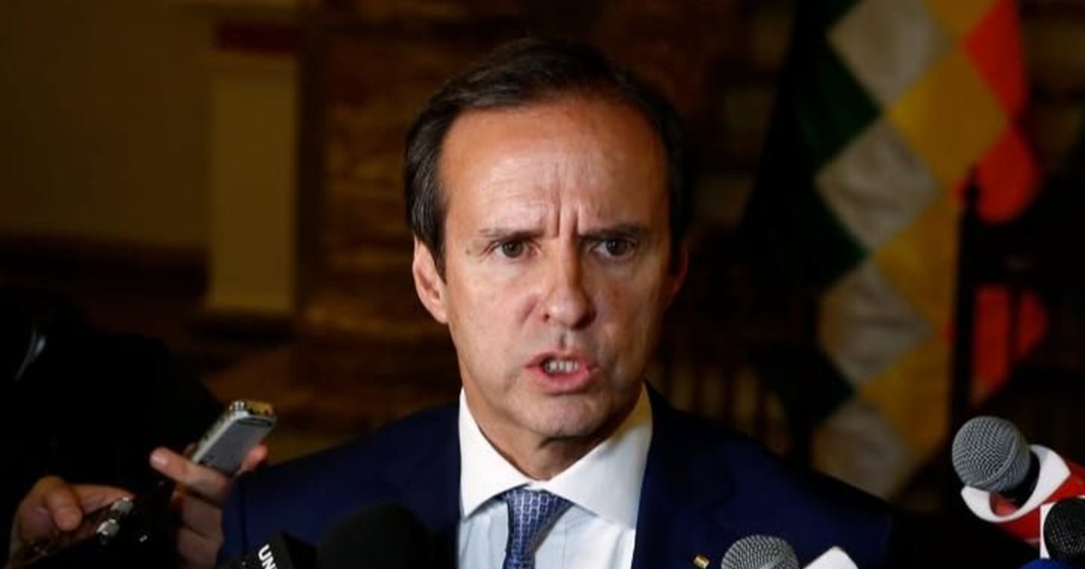 Tuto Quiroga advierte al Gobierno en La Paz que se ponga las pilas en 100 días