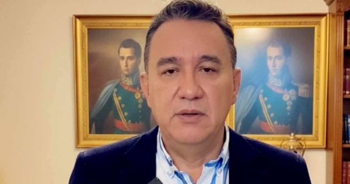 Defensa anuncia nuevo rol para Fuerzas Armadas en apoyo a la Policía y cambio de LOFA Defensa anuncia nuevo rol para Fuerzas Armadas en apoyo a la Policía y cambio de LOFA