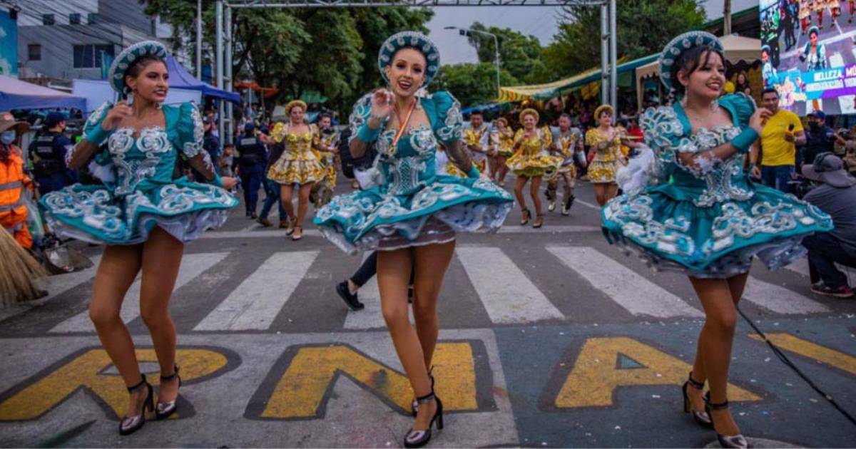 Carnaval de la Concordia 2026 alista graderías para el Corso de Corsos en Santa Cruz
