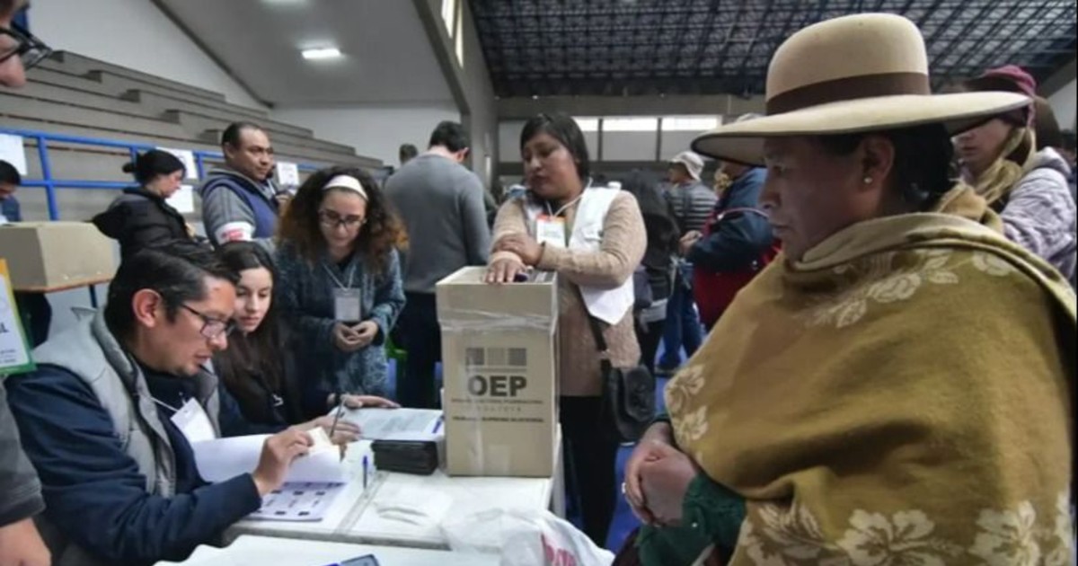 Tribunal Supremo Electoral revela quiénes pueden excusarse de jurado electoral en Bolivia Tribunal Supremo Electoral revela quiénes pueden excusarse de jurado electoral en Bolivia