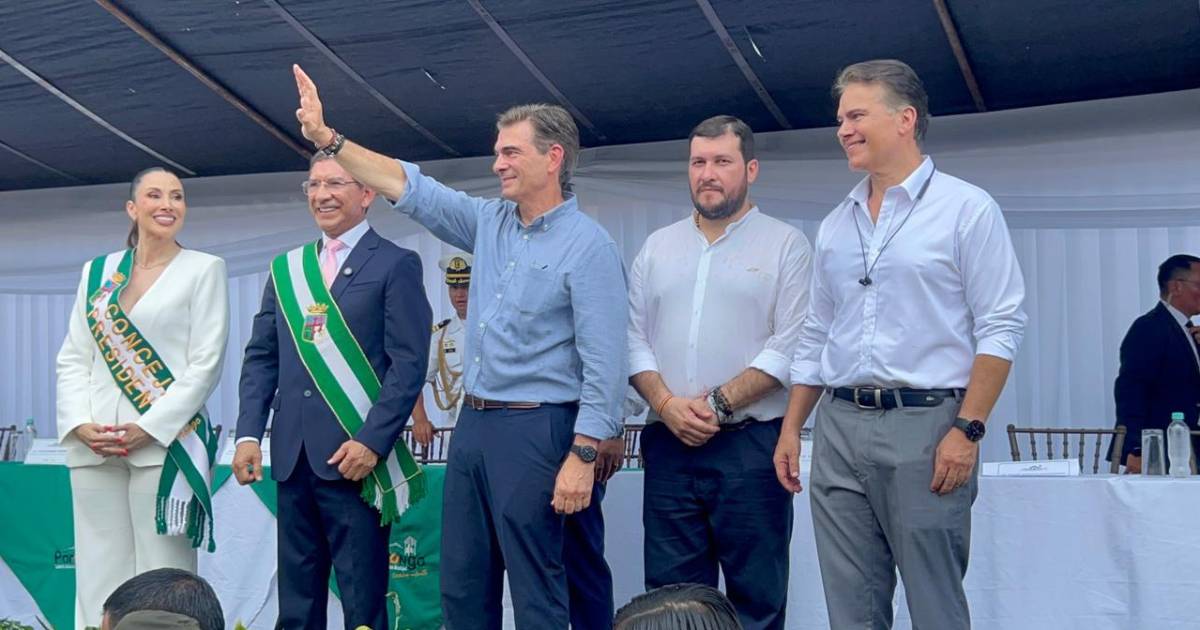 Paz anuncia financiamiento del BID para planta de agua en Porongo