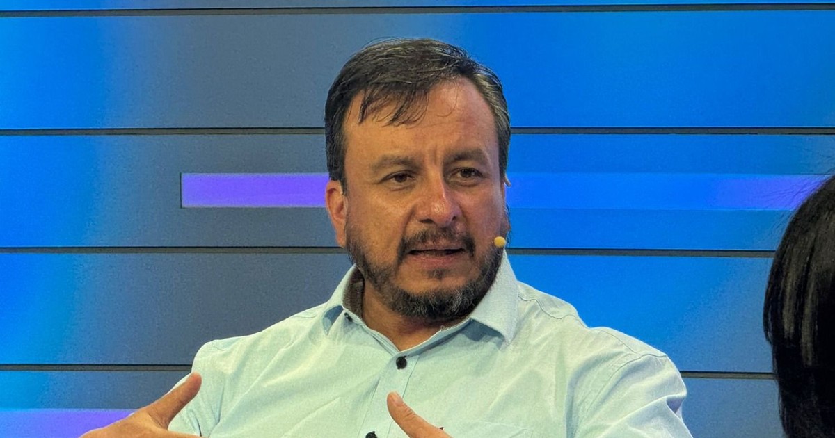 Ministro de Hidrocarburos confirma importación de crudo para refinar en Bolivia según DS 5548 Ministro de Hidrocarburos confirma importación de crudo para refinar en Bolivia según DS 5548