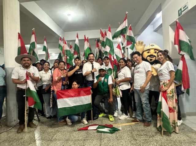 Rocha impulsa reactivación y apoyo directo al productor en Foro Económico del Chaco Rocha impulsa reactivación y apoyo directo al productor en Foro Económico del Chaco