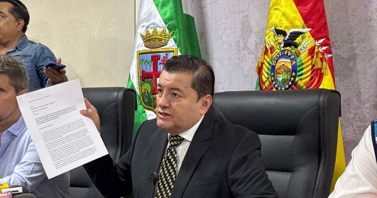 Alcalde de Santa Cruz pasa segunda noche en la Felcc y será juzgado este jueves