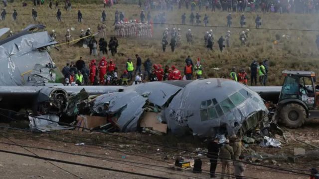 Autoridades de El Alto cuestionan manejo de crisis tras tragedia aérea reciente
