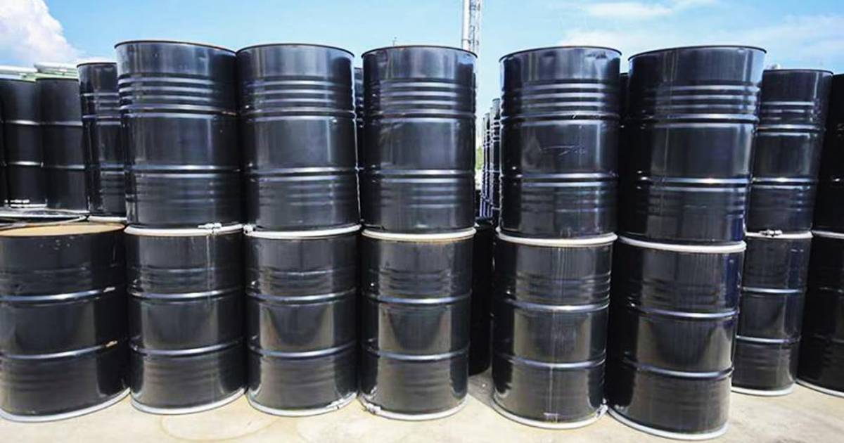 Precio del petróleo supera 100 dólares por barril tras ataques de EEUU e Israel a Irán