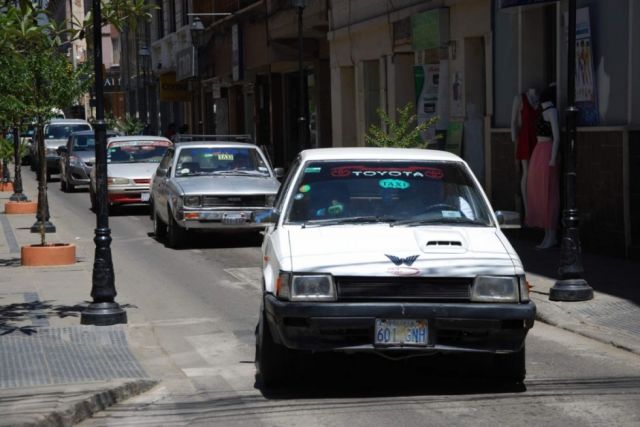 Municipio de Tarija revela que 40 por ciento de taxis no tributan en la ciudad