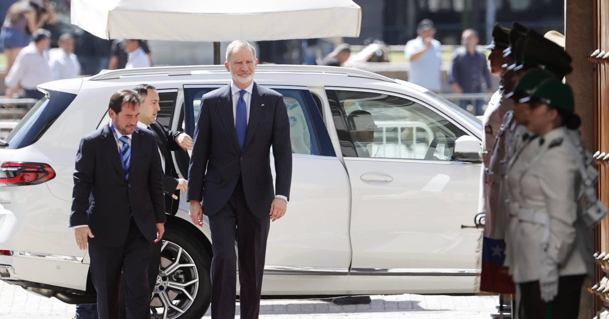 Policía despliega 1400 efectivos para resguardar seguridad del rey Felipe VI en Bolivia