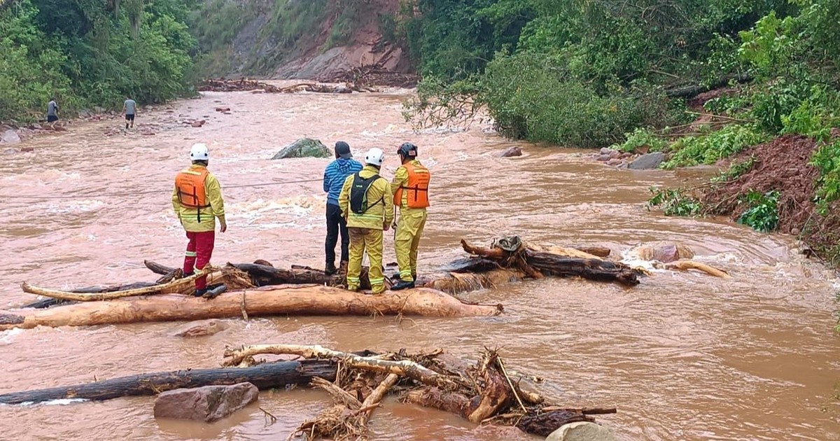 Rescatan en Tarija el cuerpo de una de las dos personas desaparecidas