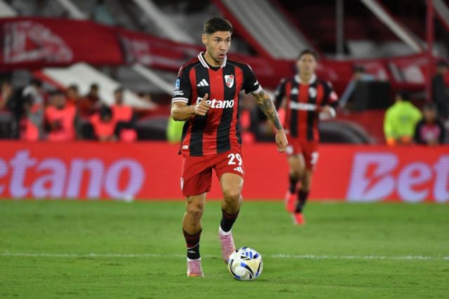 River Plate vence a Huracán 2 a 1 en debut de Chacho Coudet en Buenos Aires